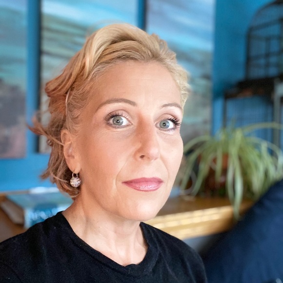 Meet Your Posher! - Picture 16 of 17